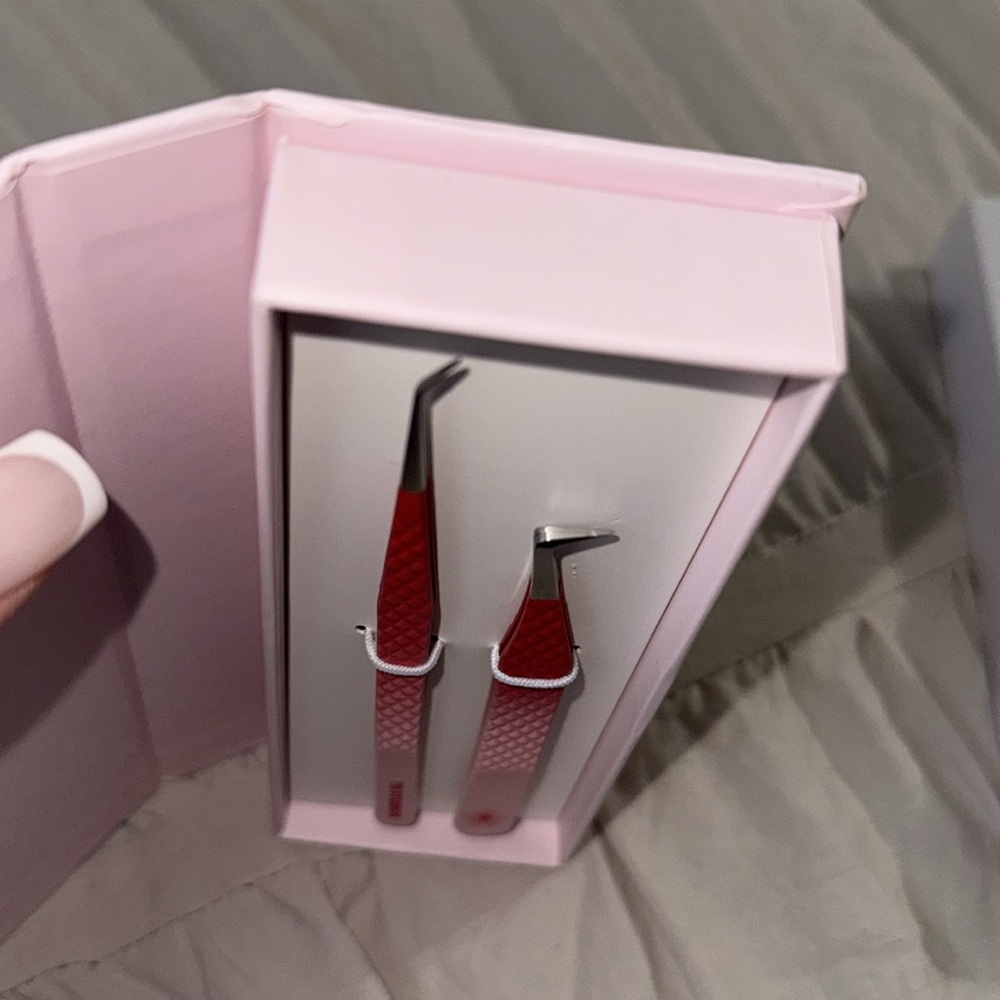Lash extension tweezers - Picture 4 of 5